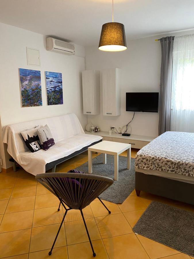 Apartment Lara Rab Town Zewnętrze zdjęcie