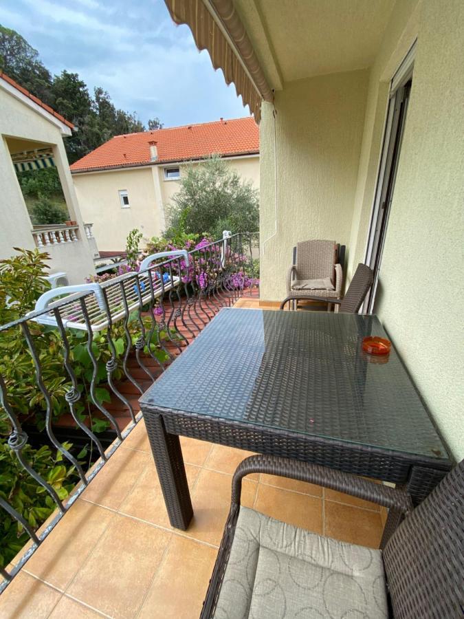 Apartment Lara Rab Town Zewnętrze zdjęcie