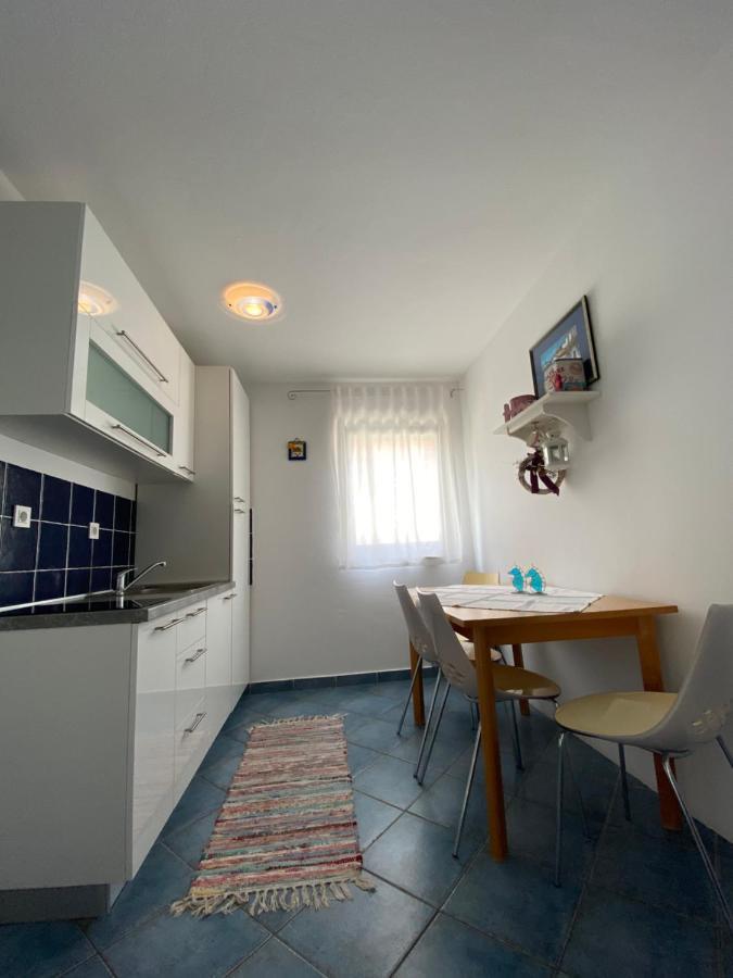 Apartment Lara Rab Town Zewnętrze zdjęcie