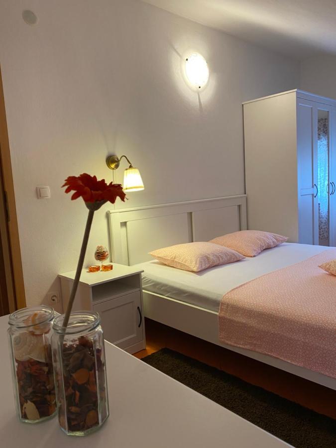 Apartment Lara Rab Town Zewnętrze zdjęcie